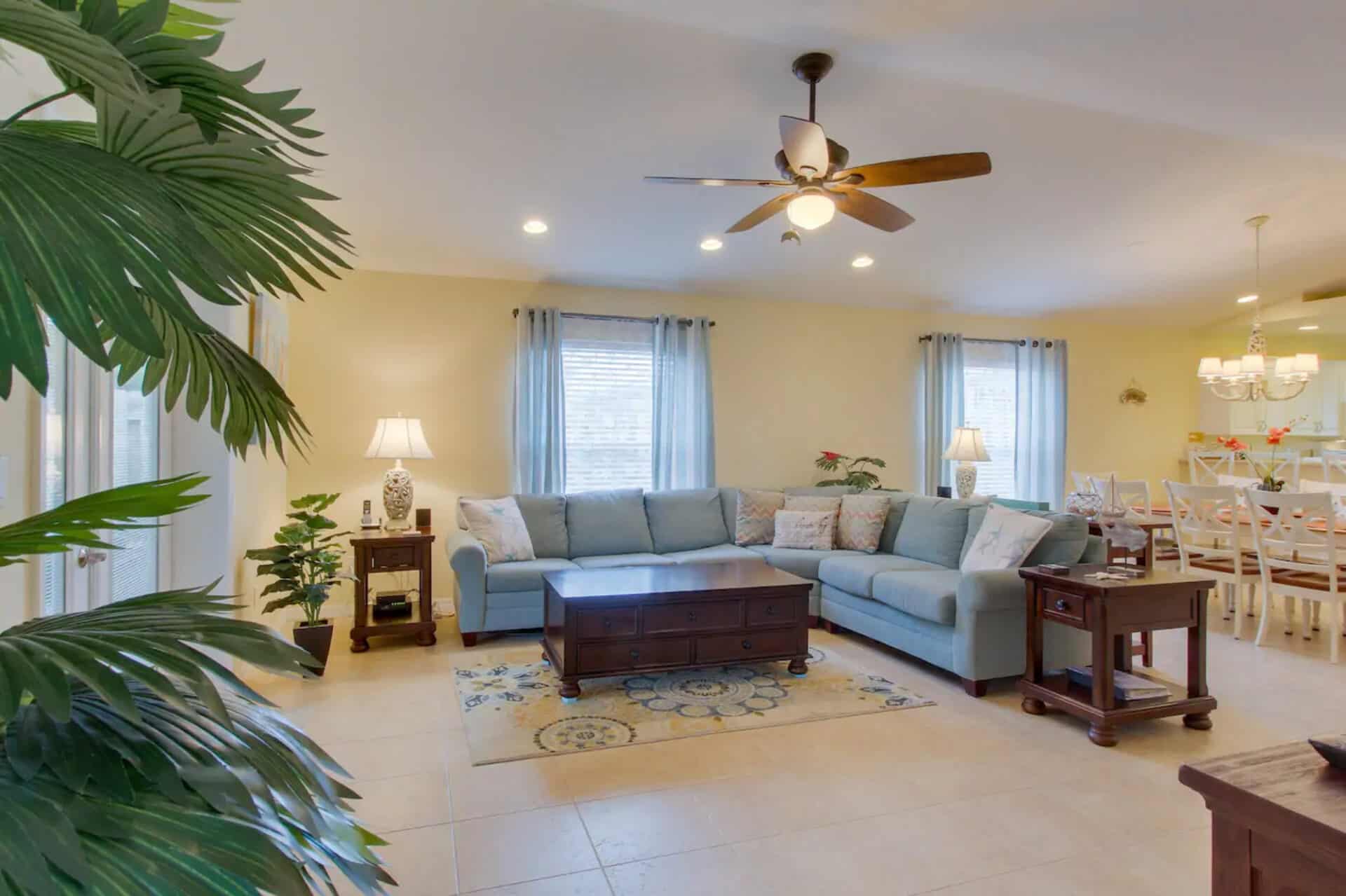 10 Stunning PetFriendly Beach Rentals in New Smyrna Doggy Check In