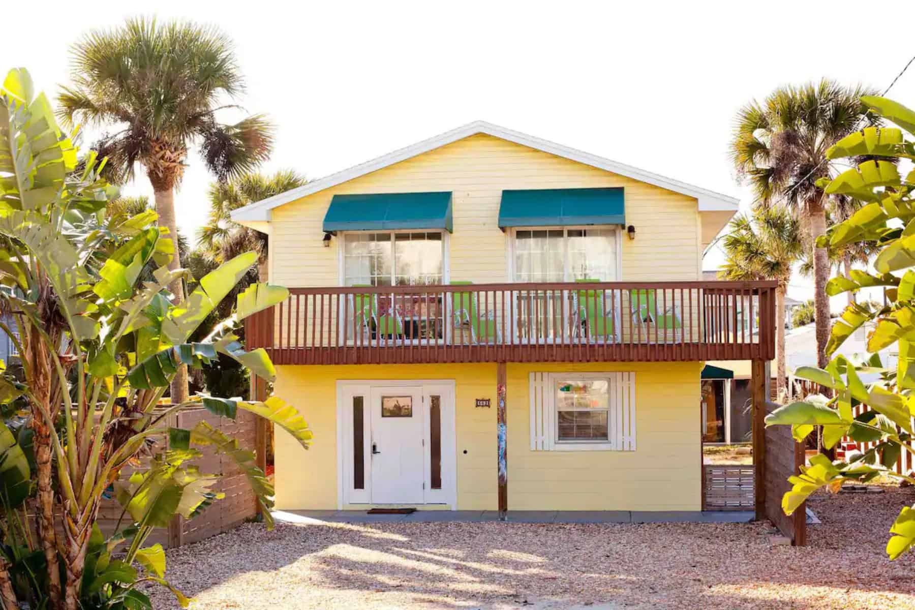 10 Stunning PetFriendly Beach Rentals in New Smyrna Doggy Check In