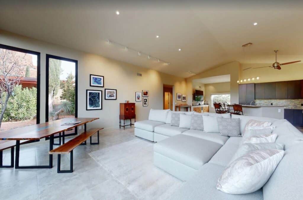 The Best & Most Beautiful PetFriendly Sedona Cabins Doggy Check In