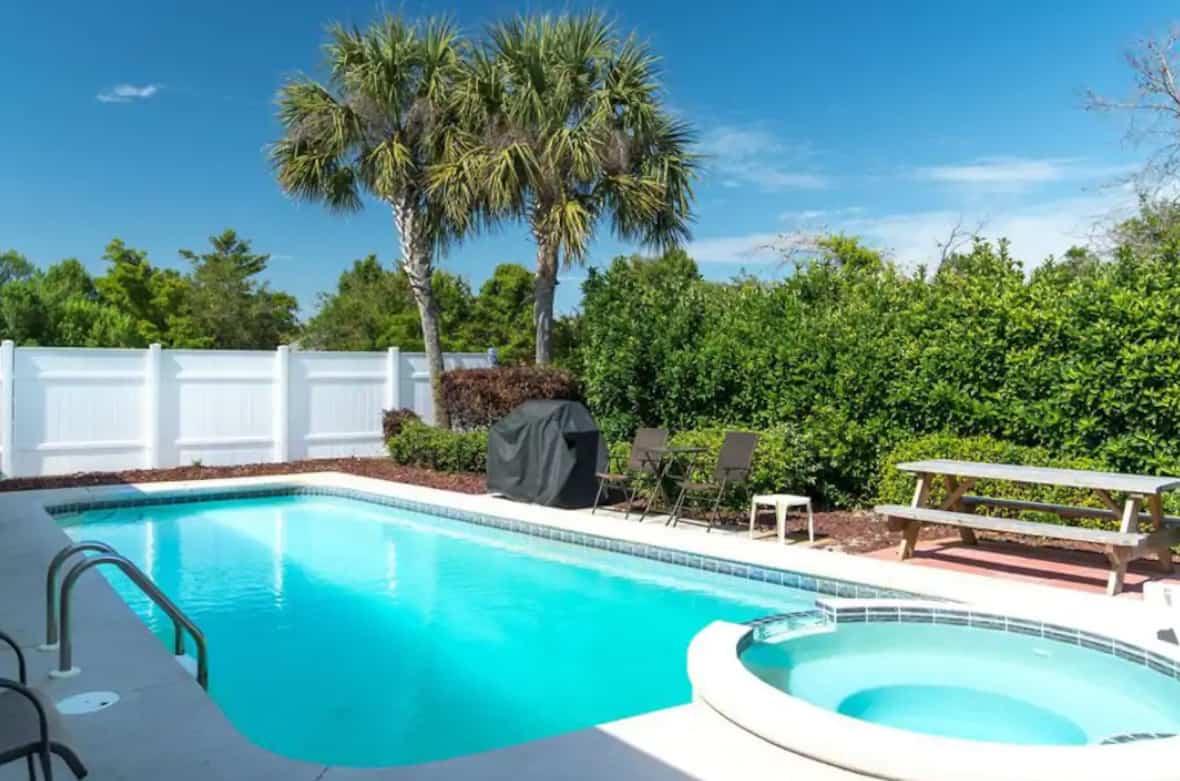 10 Stunning, PetFriendly Vacation Rentals in Miramar Beach, FL Doggy