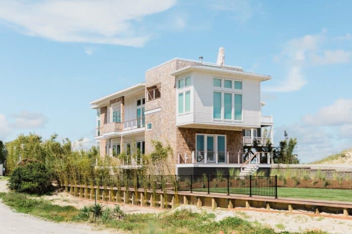 11 Pet-Friendly Airbnb Rentals In Oak Island, NC For Your Coastal ...