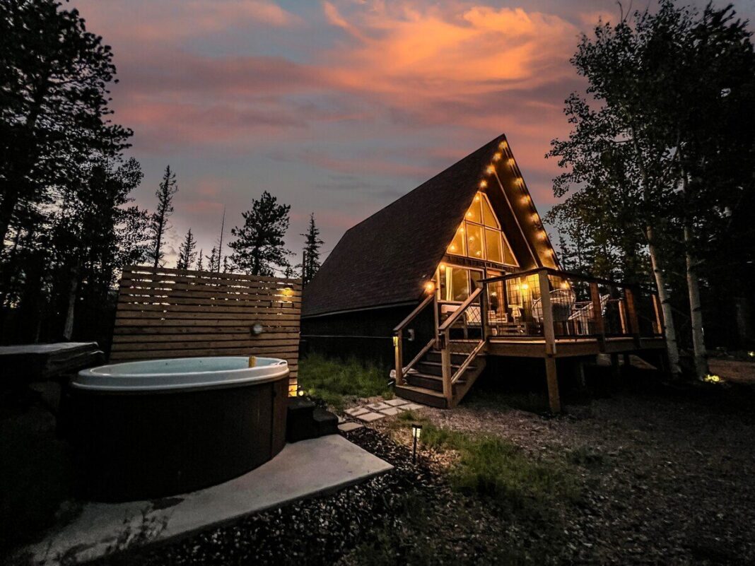 11 Cozy PetFriendly Cabins in Colorado Doggy Check In