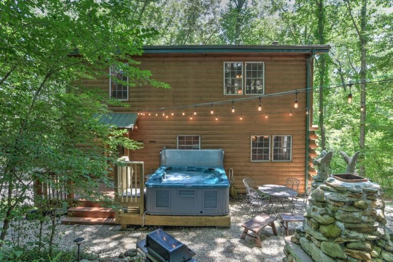 7 PetFriendly Cabins with Fenced Yards in Asheville, North Carolina