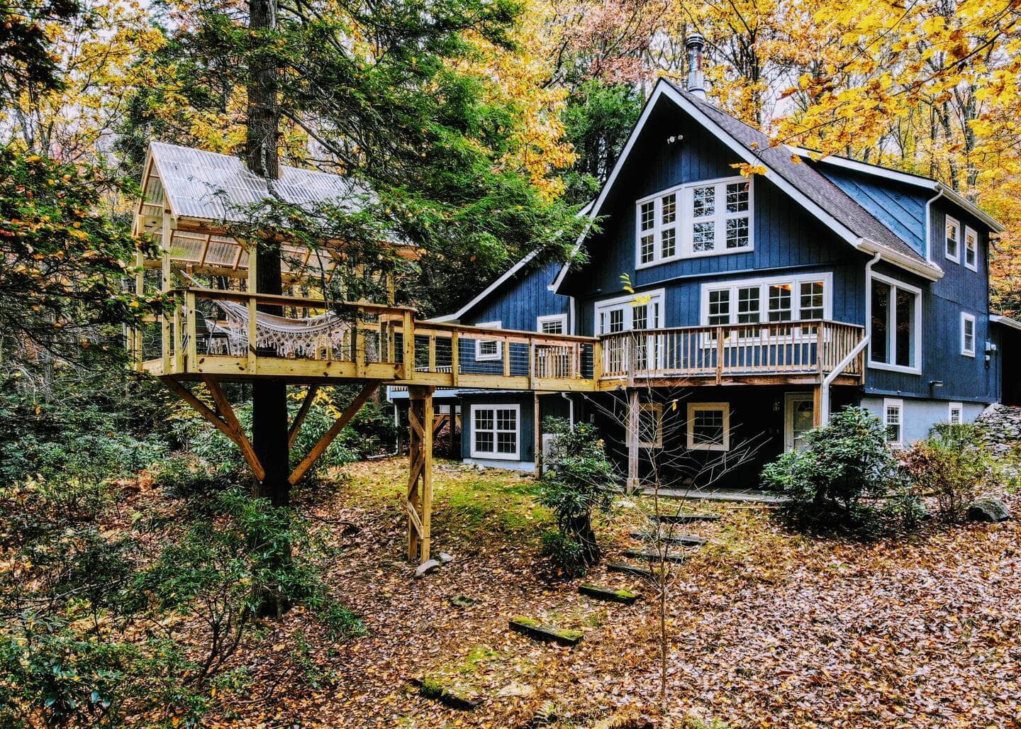 12 Cozy Pet Friendly Cabin Rentals In Pennsylvania Doggy Check In