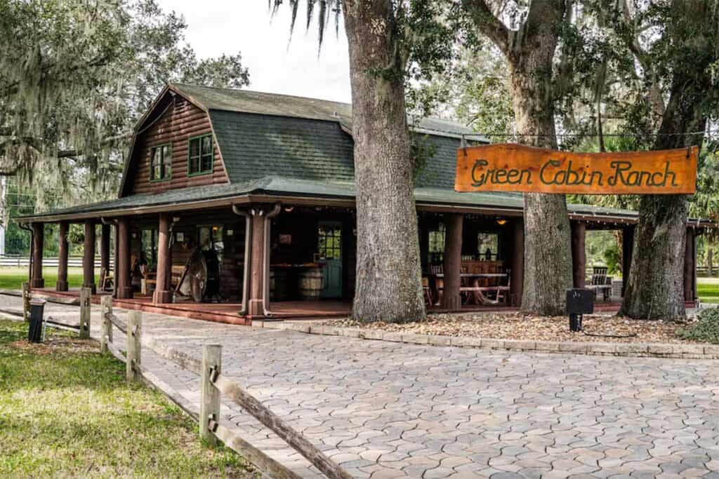 9 Cool PetFriendly Cabin Rentals in Florida Doggy Check In